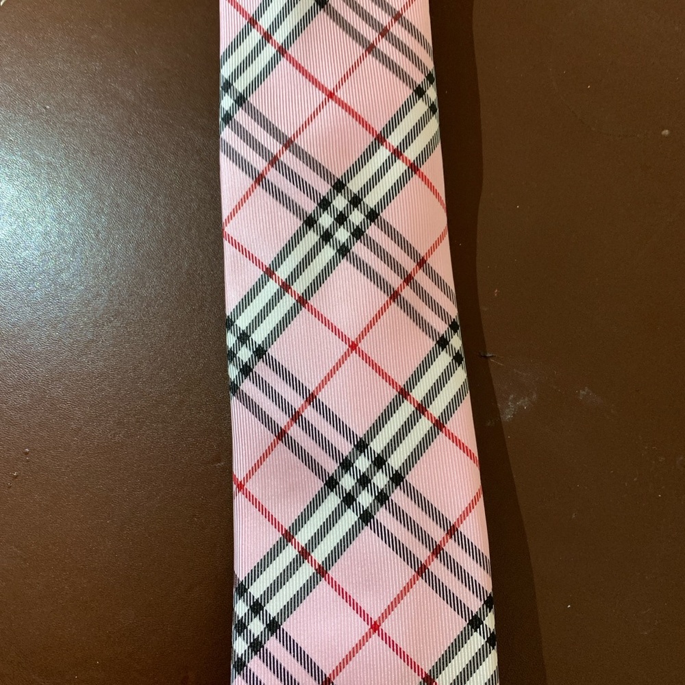 Pink Plaid Men's Tie 100%Silk - Picture 2 of 6
